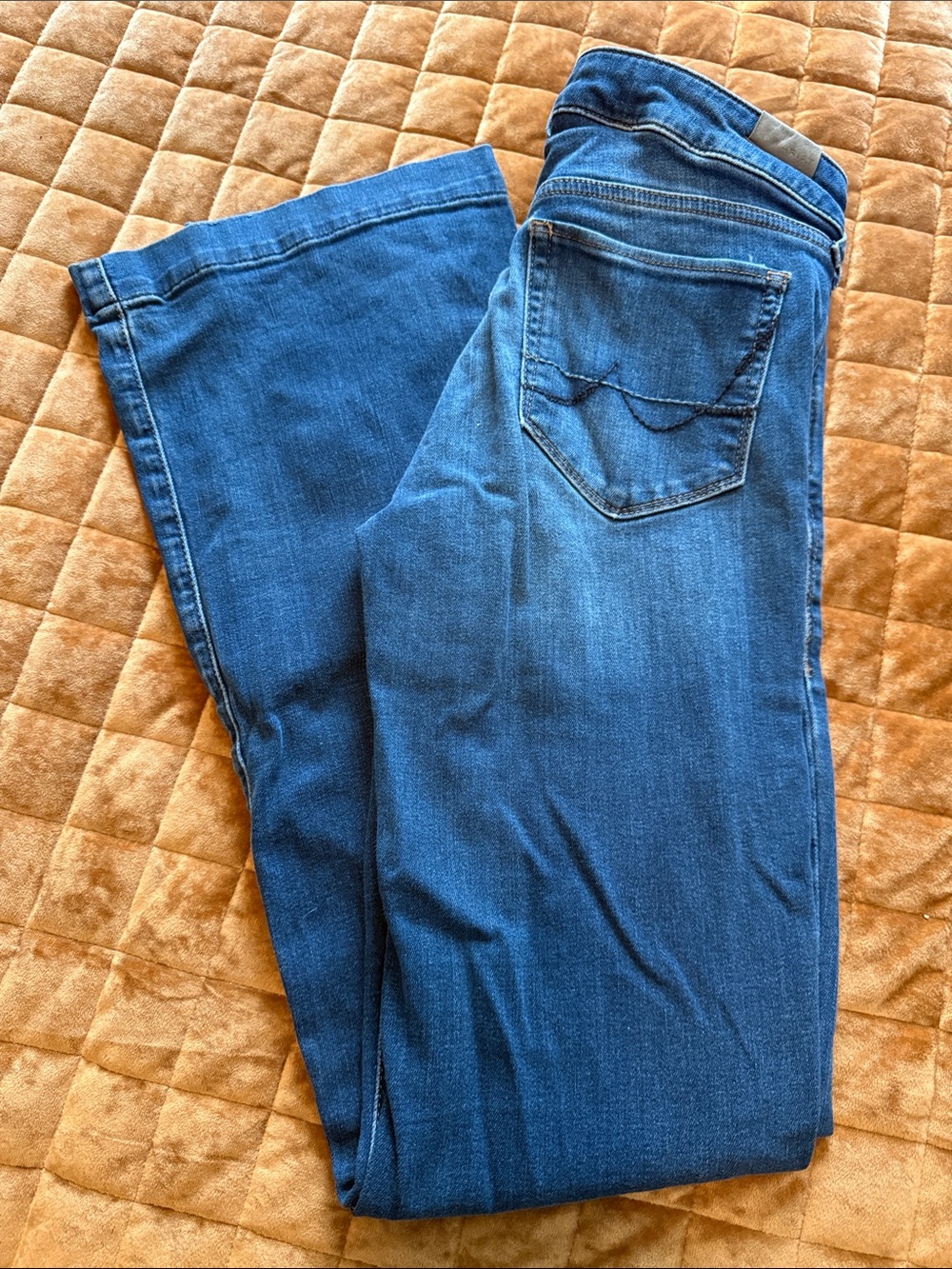 Ariat Mid Wash High-Rise Trouser Women's Jeans